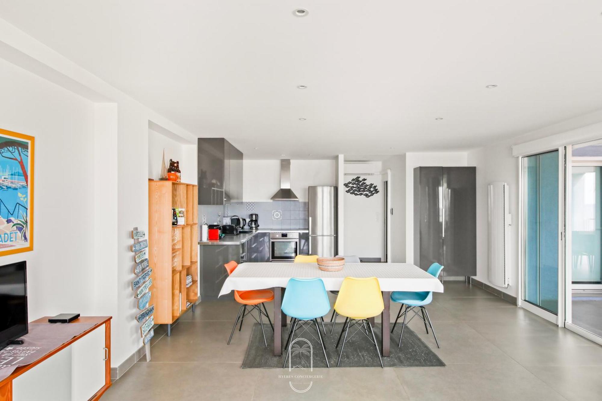 Villa Antoine Appartement Rdj Vue Mer Clim Wifi Parking Plage 50M La Garonne Le Pradet Exterior foto